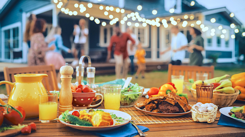 Save on your Ohio energy usage with these eco-friendly grilling tips for your Memorial Day cookout.
