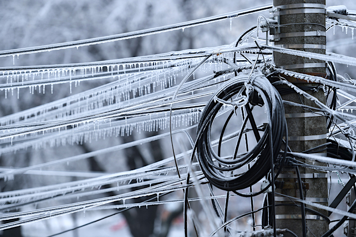 A mild winter may still bring bitter cold to Lakewood, OH. Get ready for uncertainty and shop these cheapest fixed rate plans now!